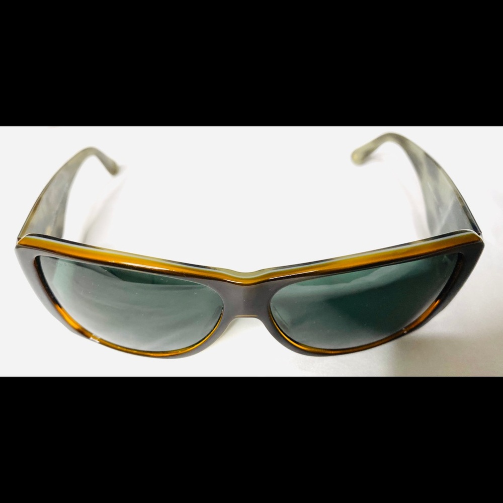 Chanel Sunglasses - Picture 5 of 6
